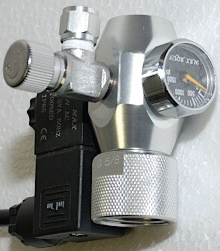 co2 Regulator (dual-guage, with solenoid)